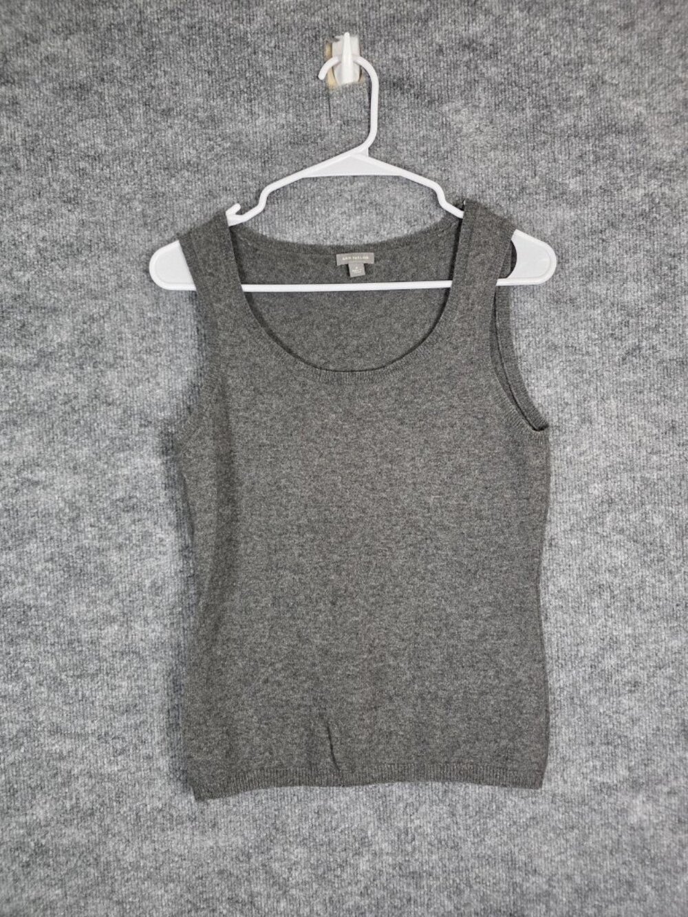 Ann Taylor Sweater Vest Womens M Cashmere Scoop Neck Sleeveless Knit Top Shell
